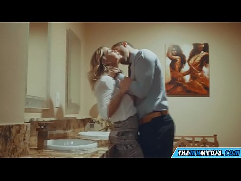 ❤️ Mgbe isi awọ na-acha uhie uhie rafuo gị n'ime ụlọ mposi ọha na anyị%ig.28films.ru ❌️❤